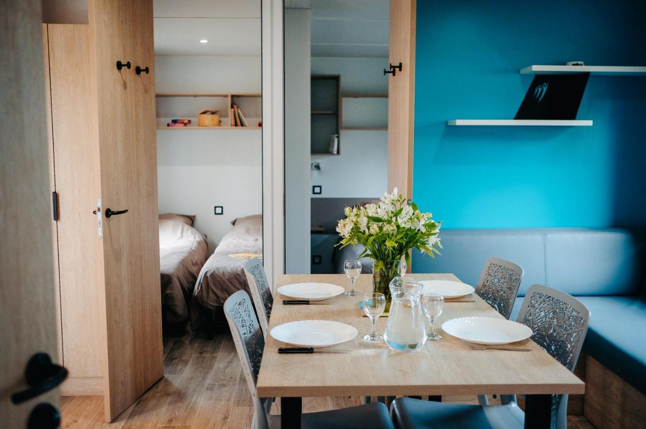 Mobil Home Xxl 4 Chambres - Camping Du Vieux Moulin Vensac 외부 사진